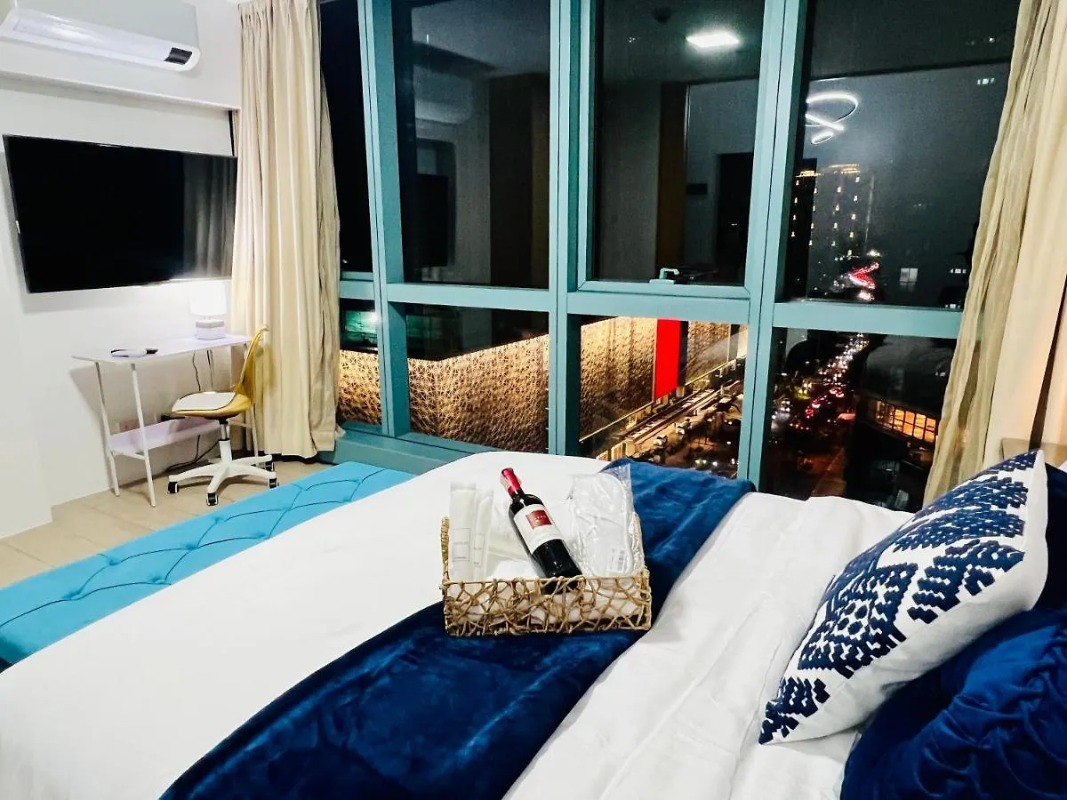Apartment Bgc Luxury Condo - Pool, Wi-Fi, City View - Suite 14 Manila Philippines