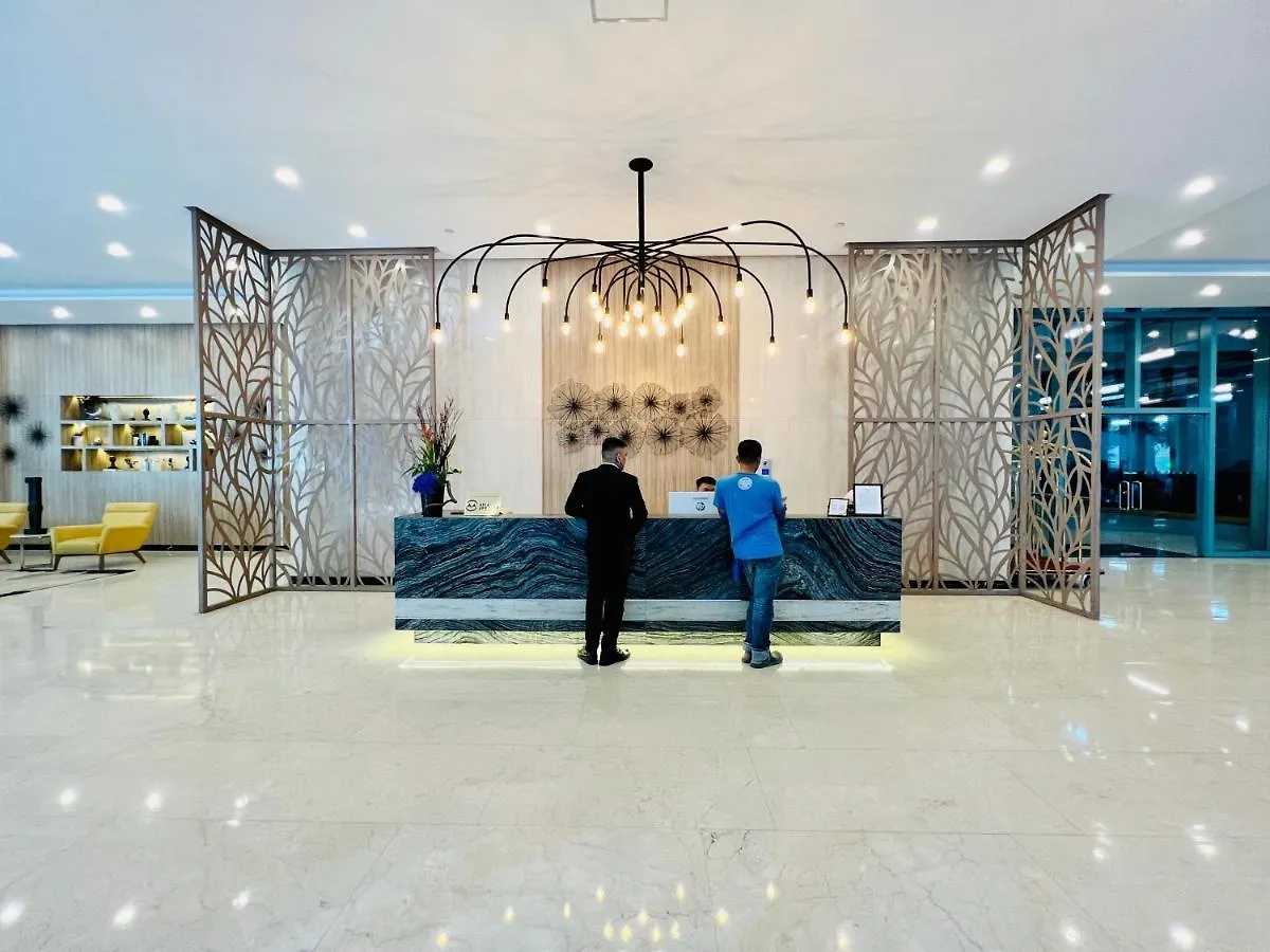 Bgc Luxury Condo - Pool, Wi-Fi, City View - Suite 14 Manila Apartment
